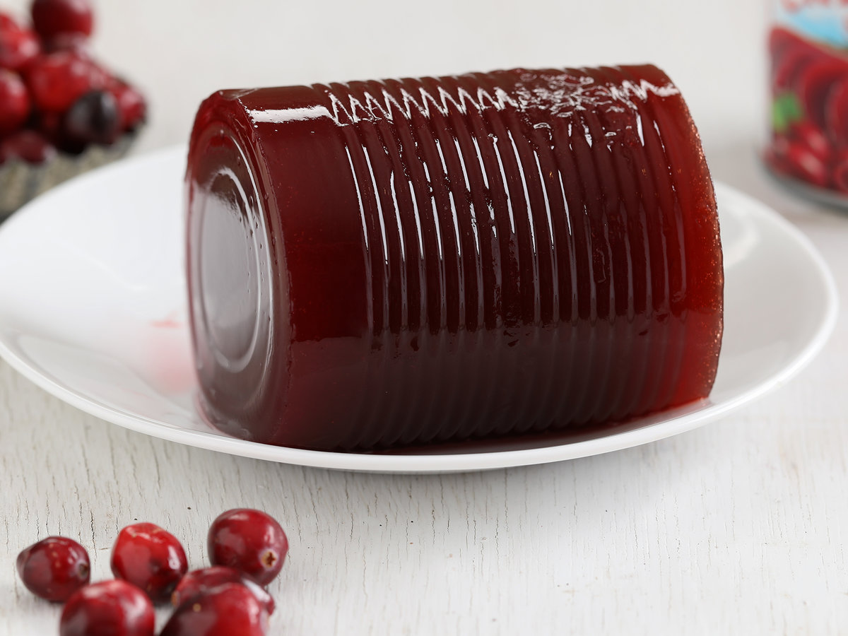 canned-cranberry-sauce.jpg